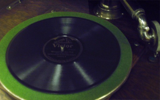 RecordGrooves.jpg (44167 bytes)